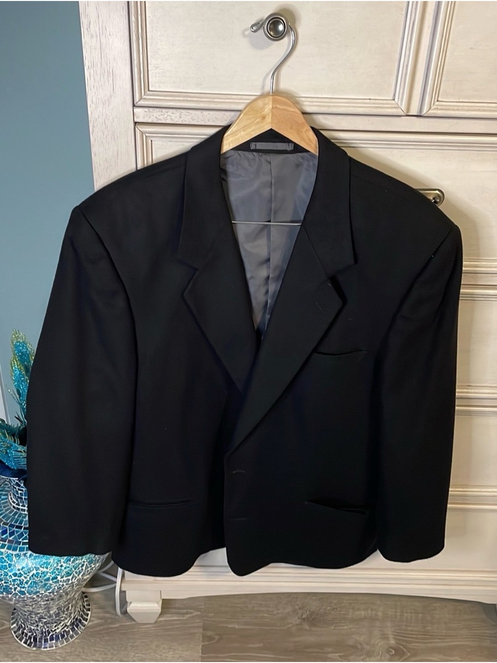 Classic Men's Black Blazer - Timeless Tailored Jacket